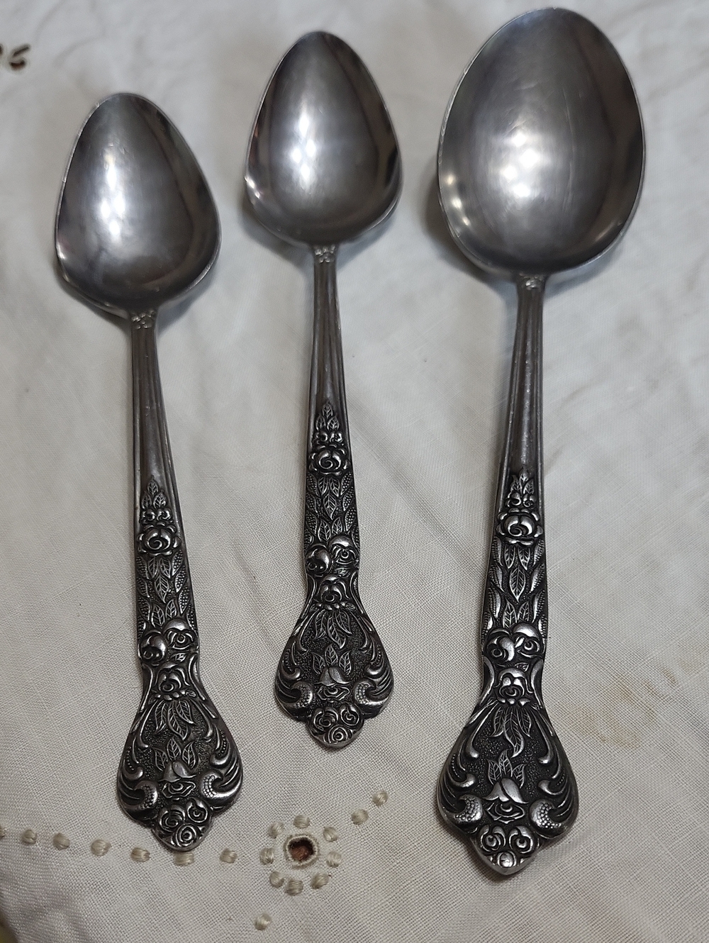 Vintage MSI Japan Versailles Spoons
